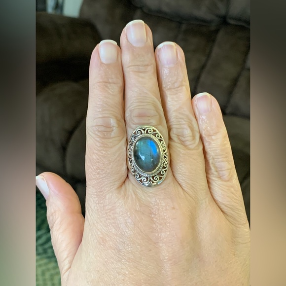 Labradorite Sterling Silver Ring - Picture 8 of 15